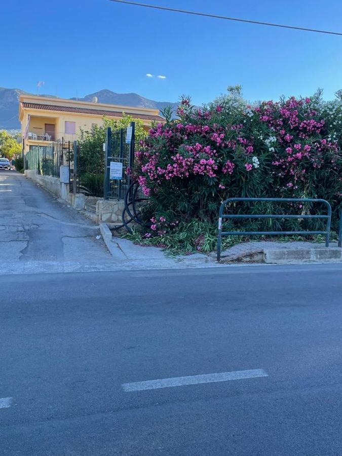 Apartmán Limoneto Trabia Exteriér fotografie