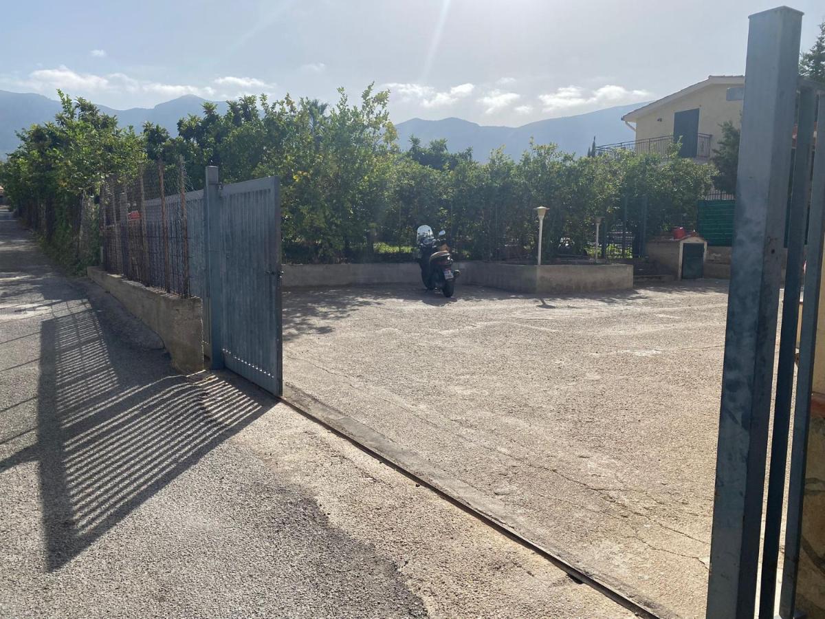 Apartmán Limoneto Trabia Exteriér fotografie